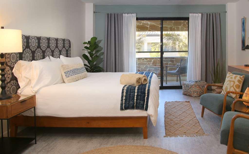 Azure Palm Hot Springs Hotel Desert Hot Springs Room photo